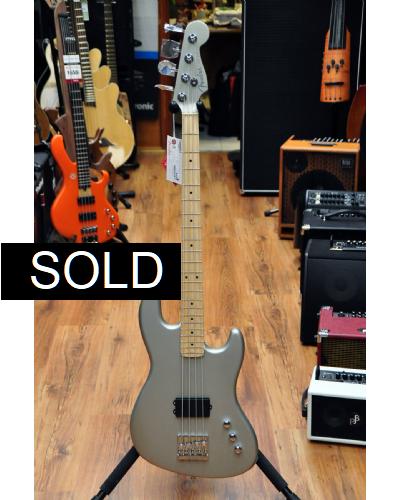 Fender Flea Signature Active Jazz Bass Inca Silver